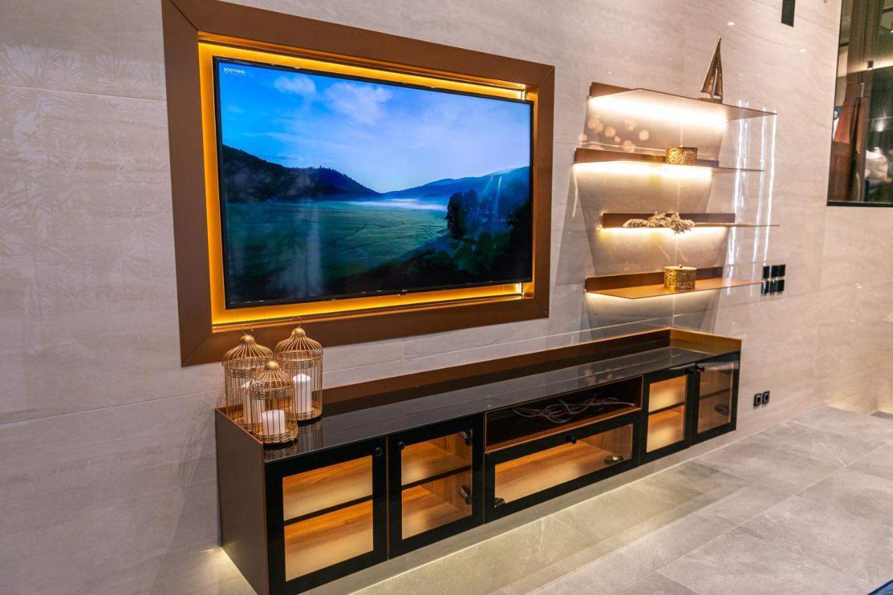 Marconio Wellness Private Pool & Spa - City Center Belgrade Luaran gambar